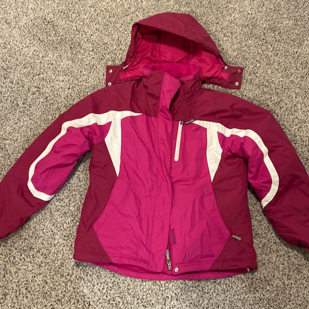 LL Bean Women size medium Fuchsia ski jacket